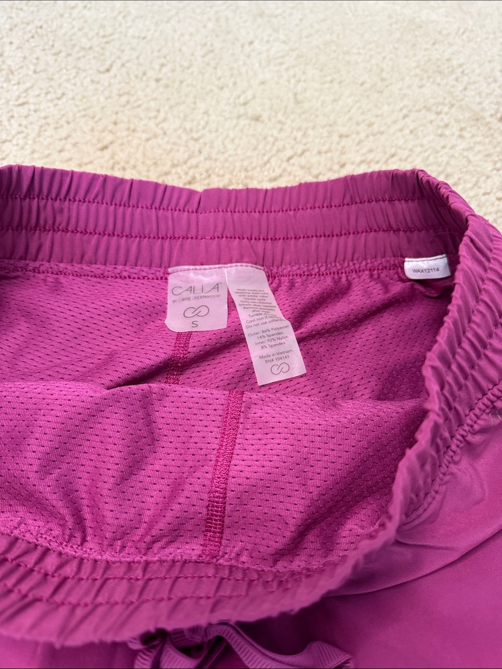 Calia brand fuschia colored skort.  Size Small, front pockets,mesh shorts - Picture 7 of 7